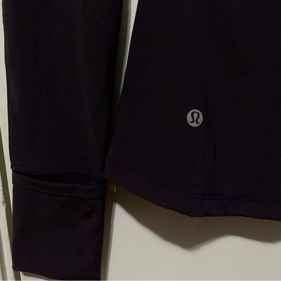 Lululemon 2 Sleek Essentials Zip Up Jacket in Boysenberry - Picture 14 of 16